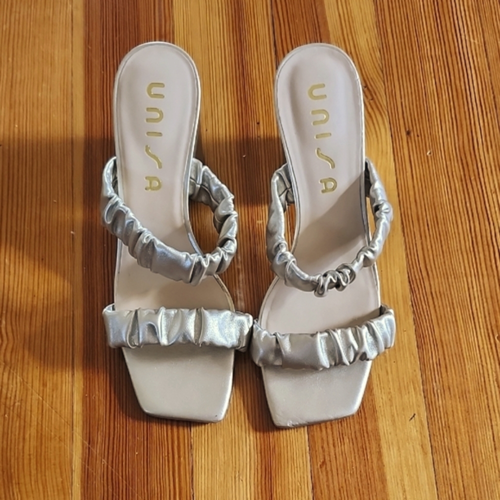 Unisa Silver Sandals with Ruffled Detail